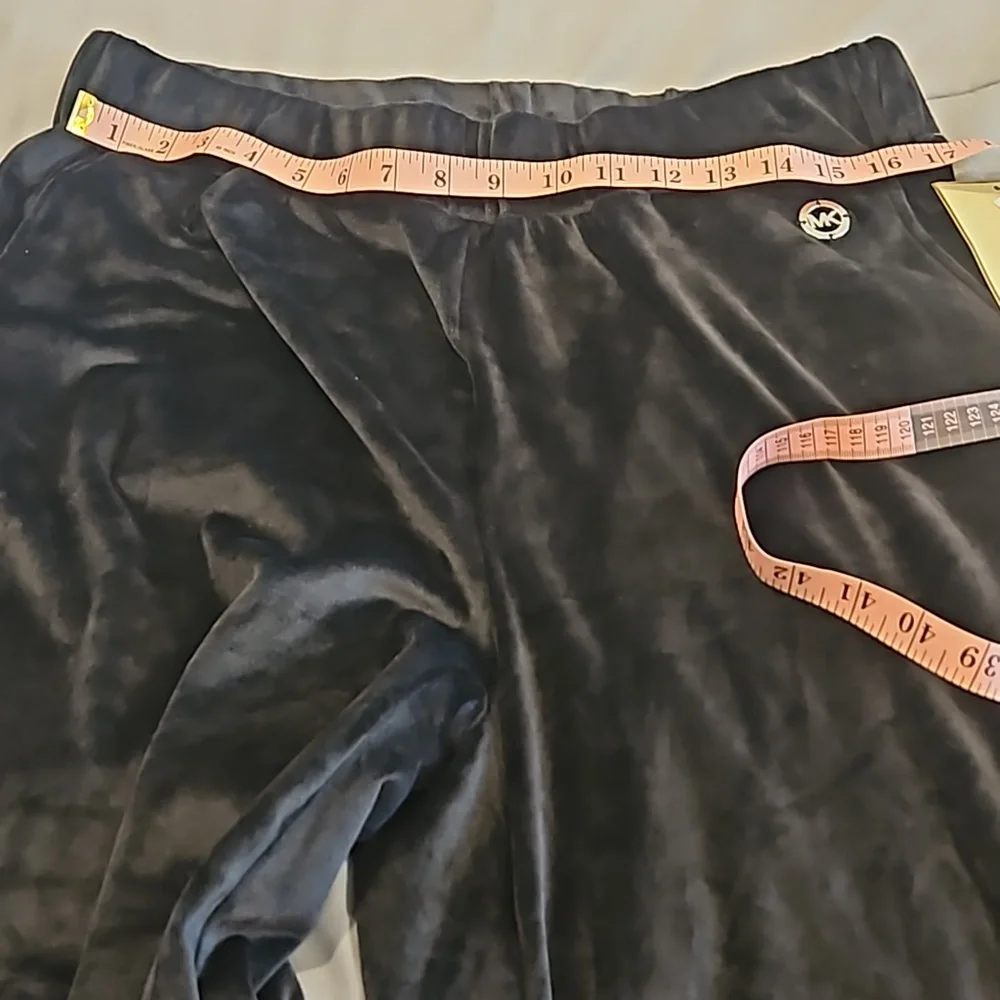Michael Kors,NWT, Women's Black Velour Straight Leg Pull On Pants,Side Pockets,L